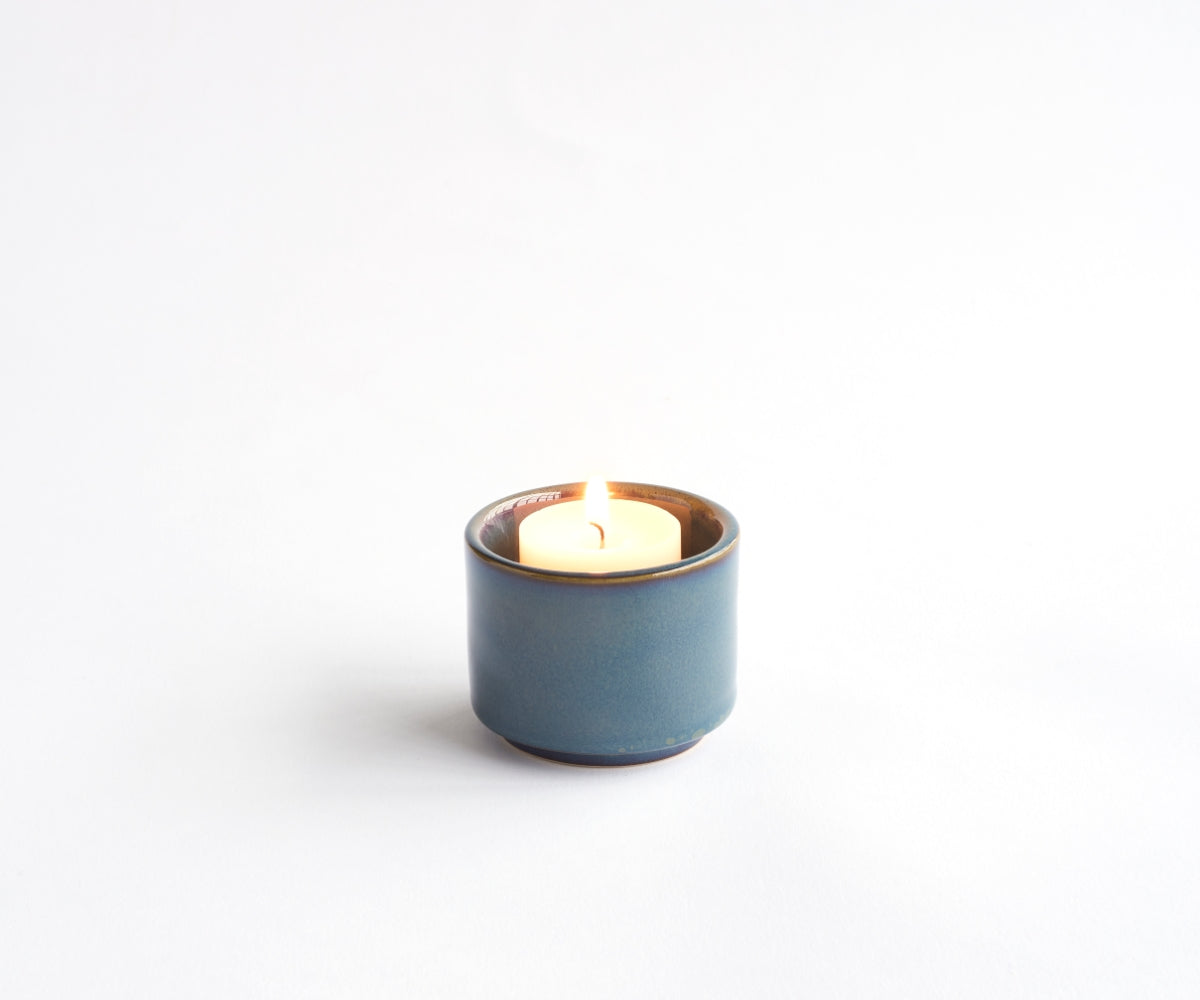 Helios handgemaakt urn van keramiek met waxinelichthouder in de kleur groenblauw