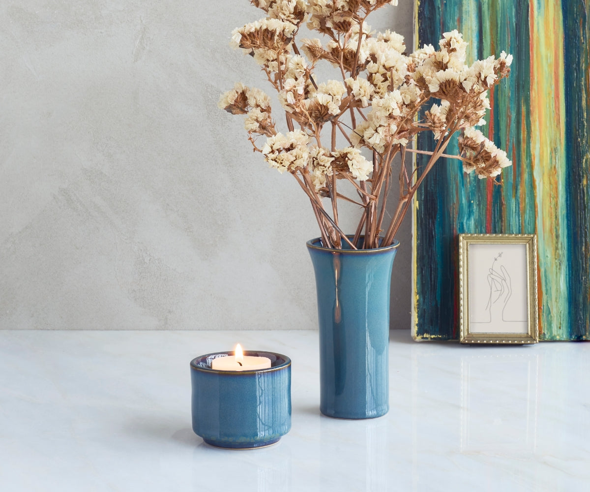 Helios handgemaakt urn van keramiek met waxinelichthouder in de kleur groenblauw
